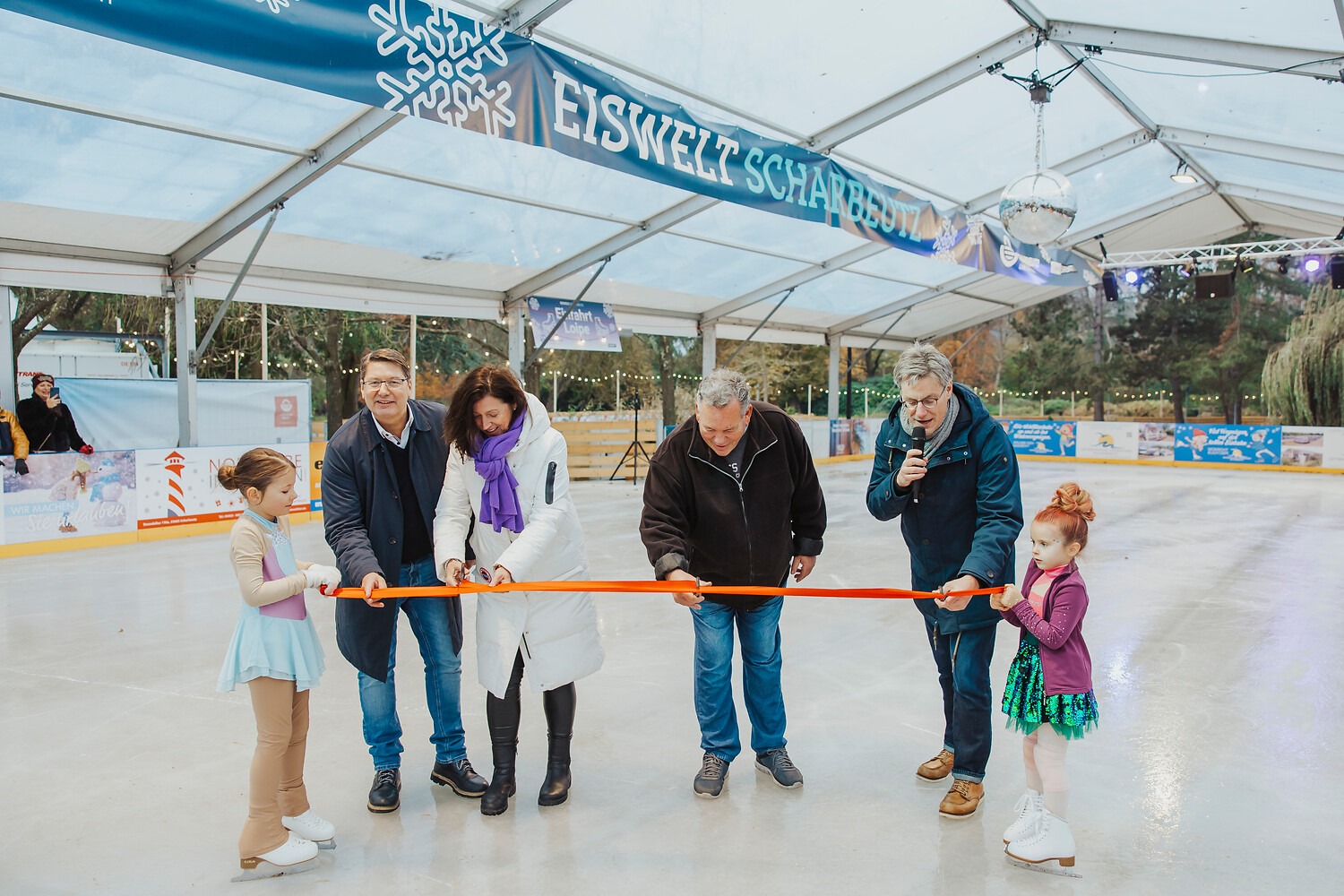 Eröffnung der EISWELT SCHARBEUTZ am 14. November 2026