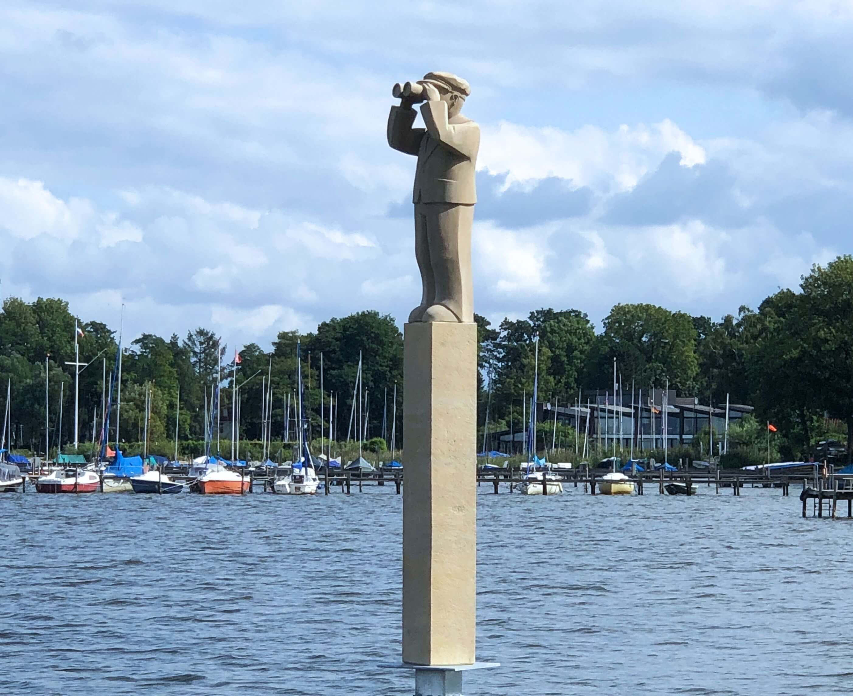 "Der Hafenmeister" Skulpturenpromenade