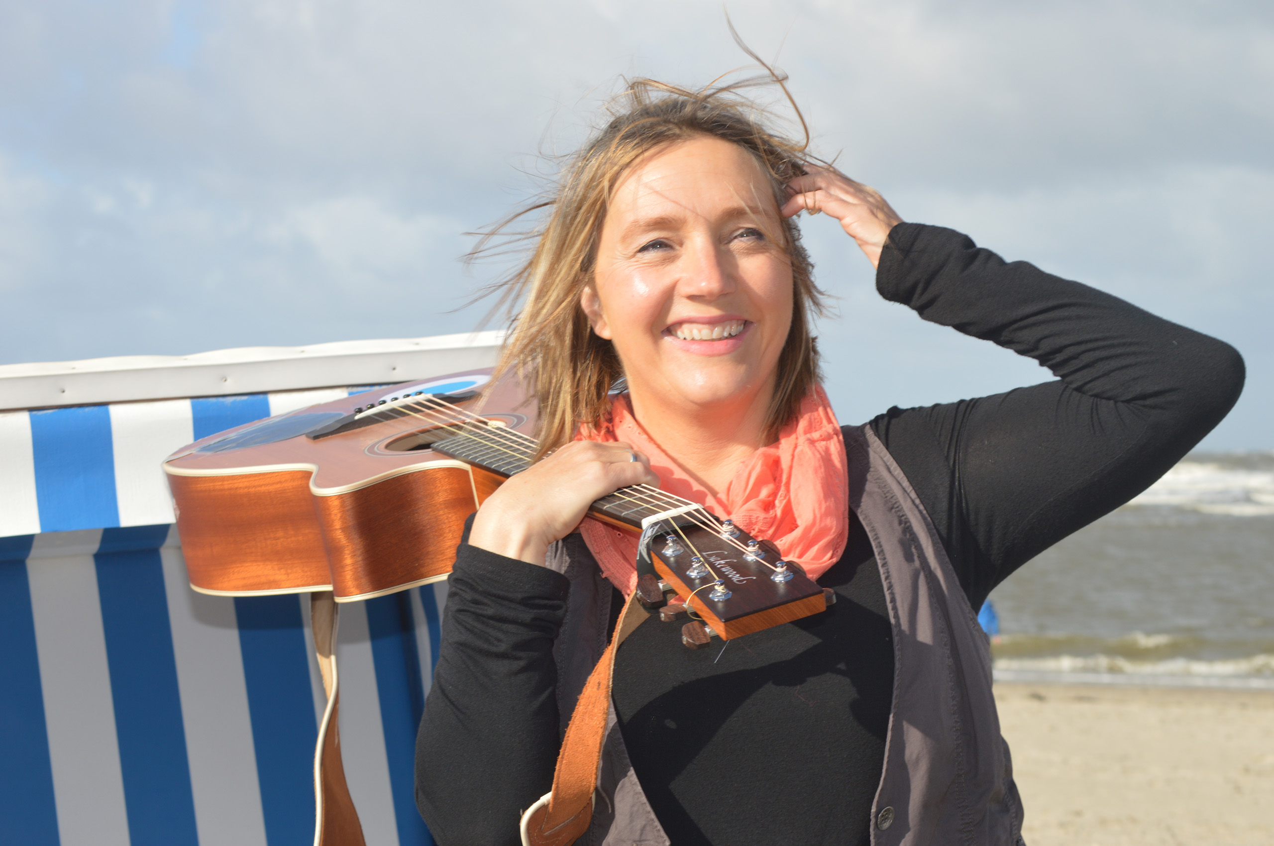 Musikalische Lesung f&uuml;r Kinder mit Bettina G&ouml;schl