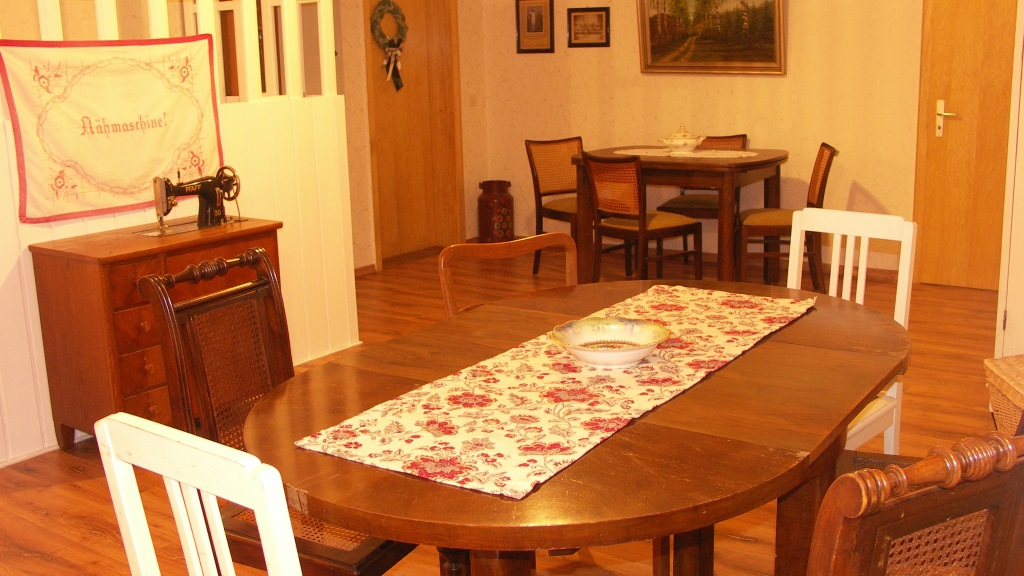 "Mangmoos-Hof" - Privatzimmer Schwake, Hessisch Oldendorf