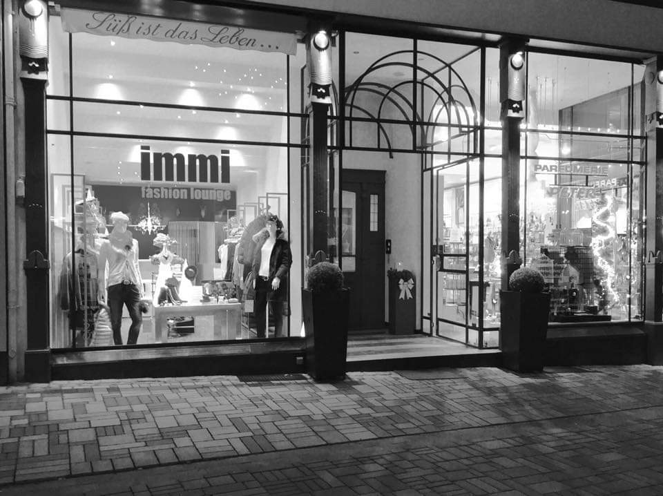 IMMI Fashion Lounge