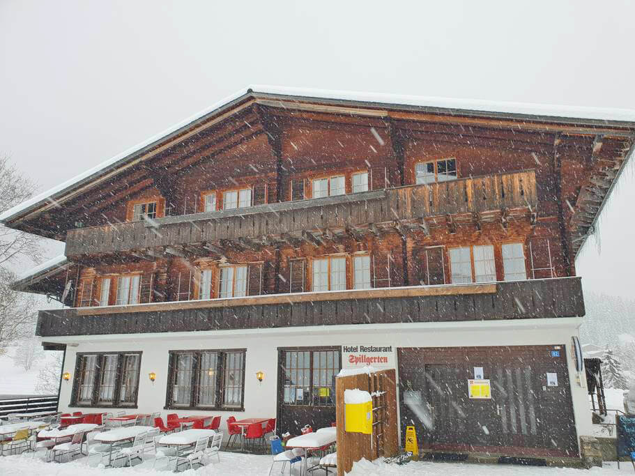 Hotel Spillgerten bei Schnee im Winter