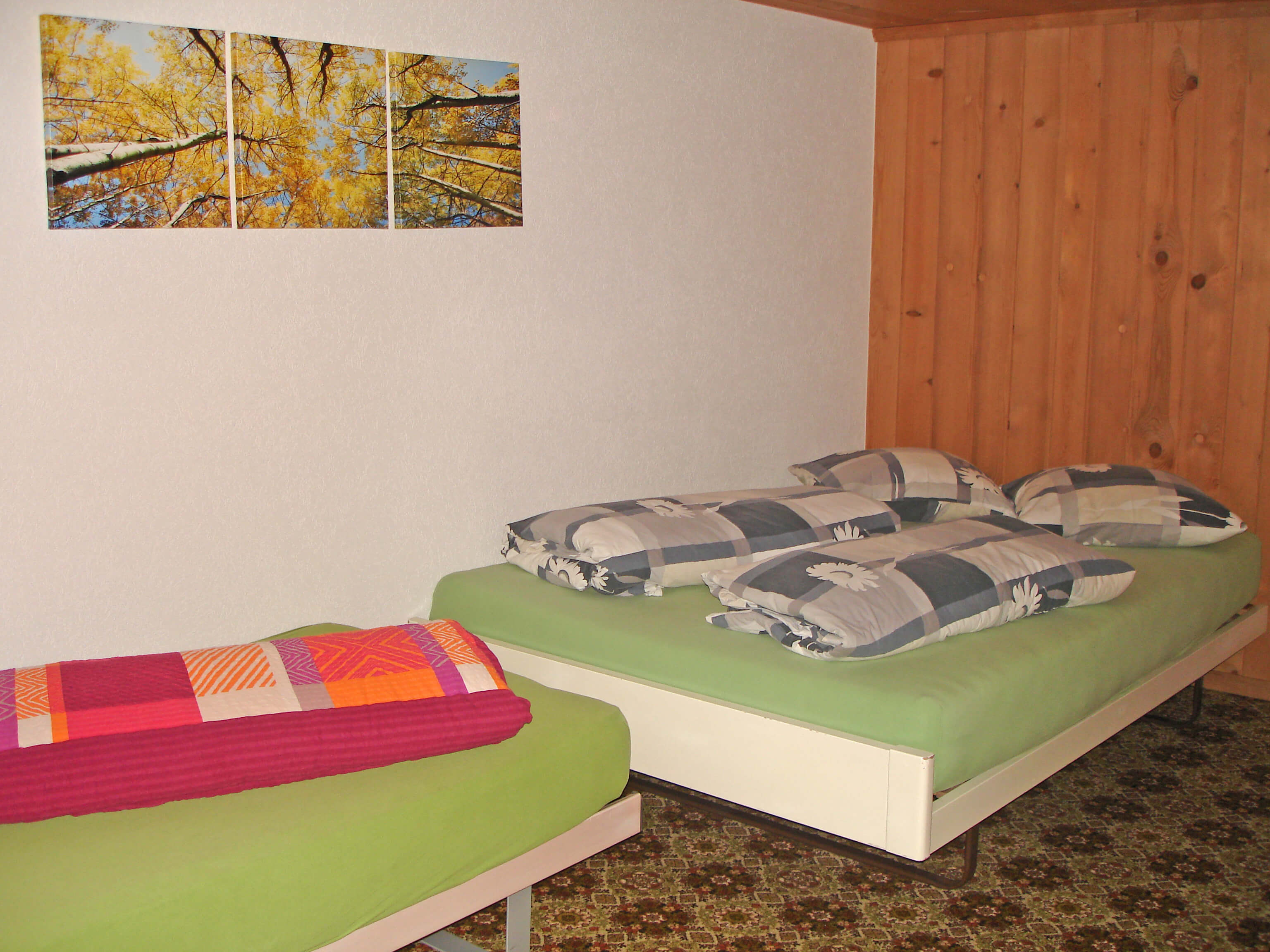 Bedroom with single bed and double bed