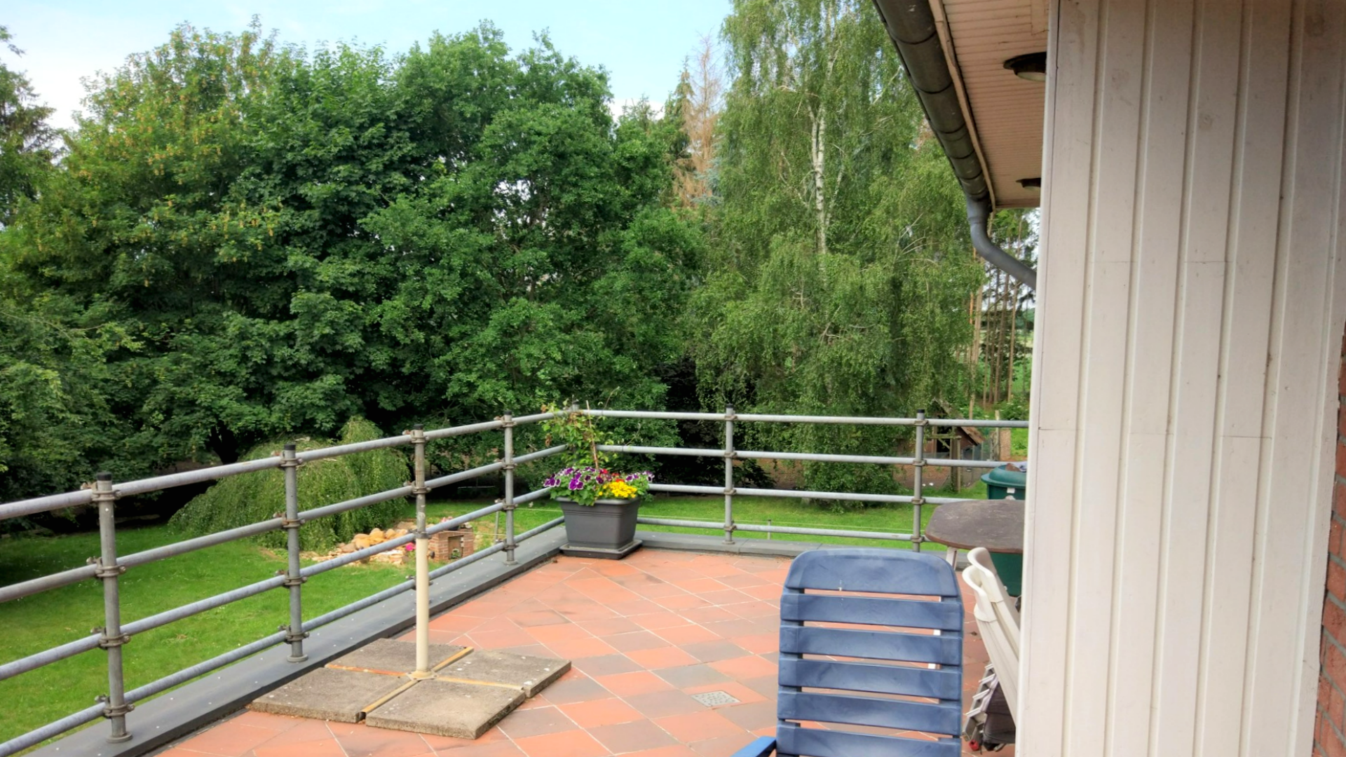 Ferienwohnung Gans mit Balkon und Blick in den Garten