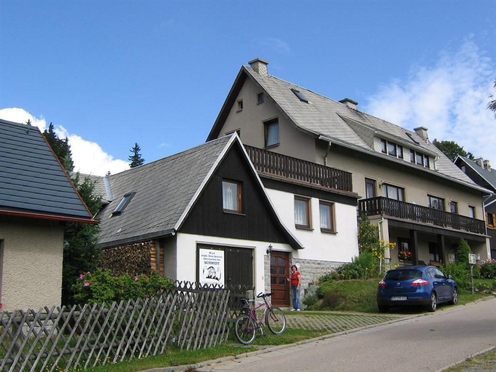 Haus im Sommer