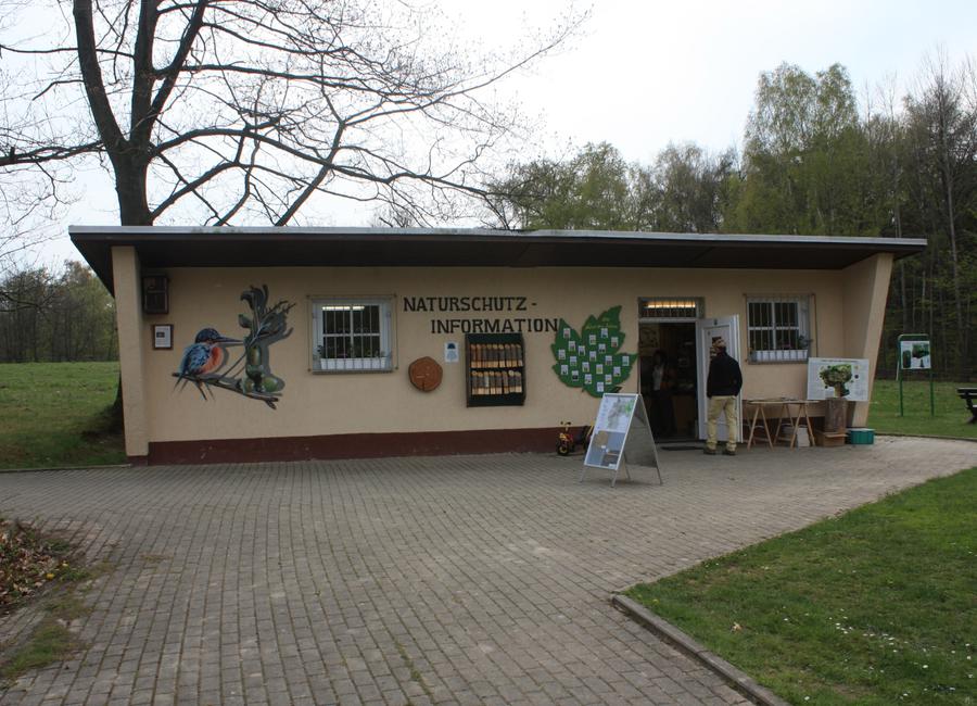 Naturschutzinformation Waldhaus – Motiv