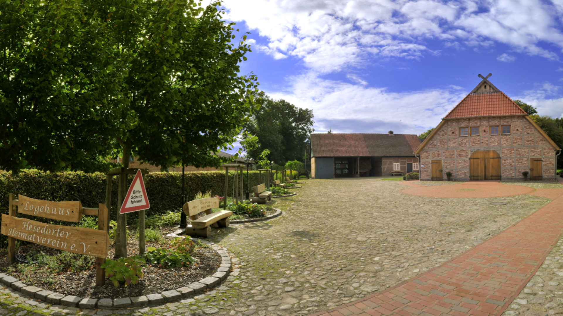 Heimathaus Hesedorf "Logehuus" mit Trachtenmuseum