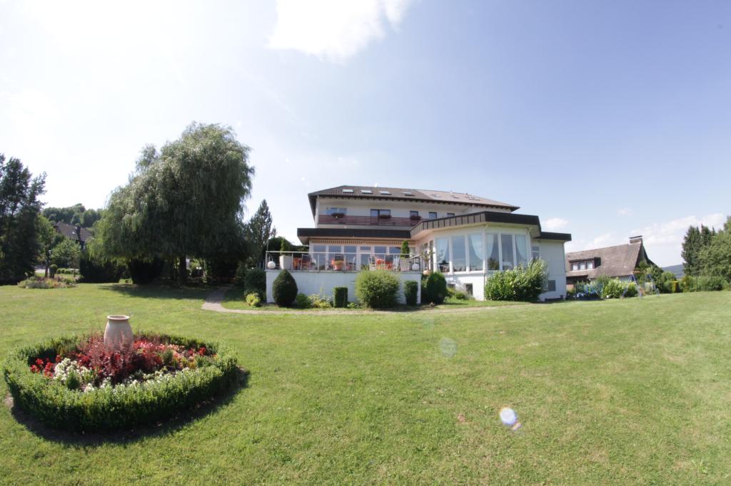 Hotel Sonnenhof mit Wohnmobilstellplatz