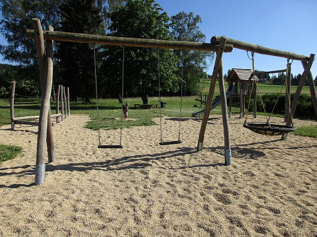 Spielplatz am Bergener Sportplatz – Motiv