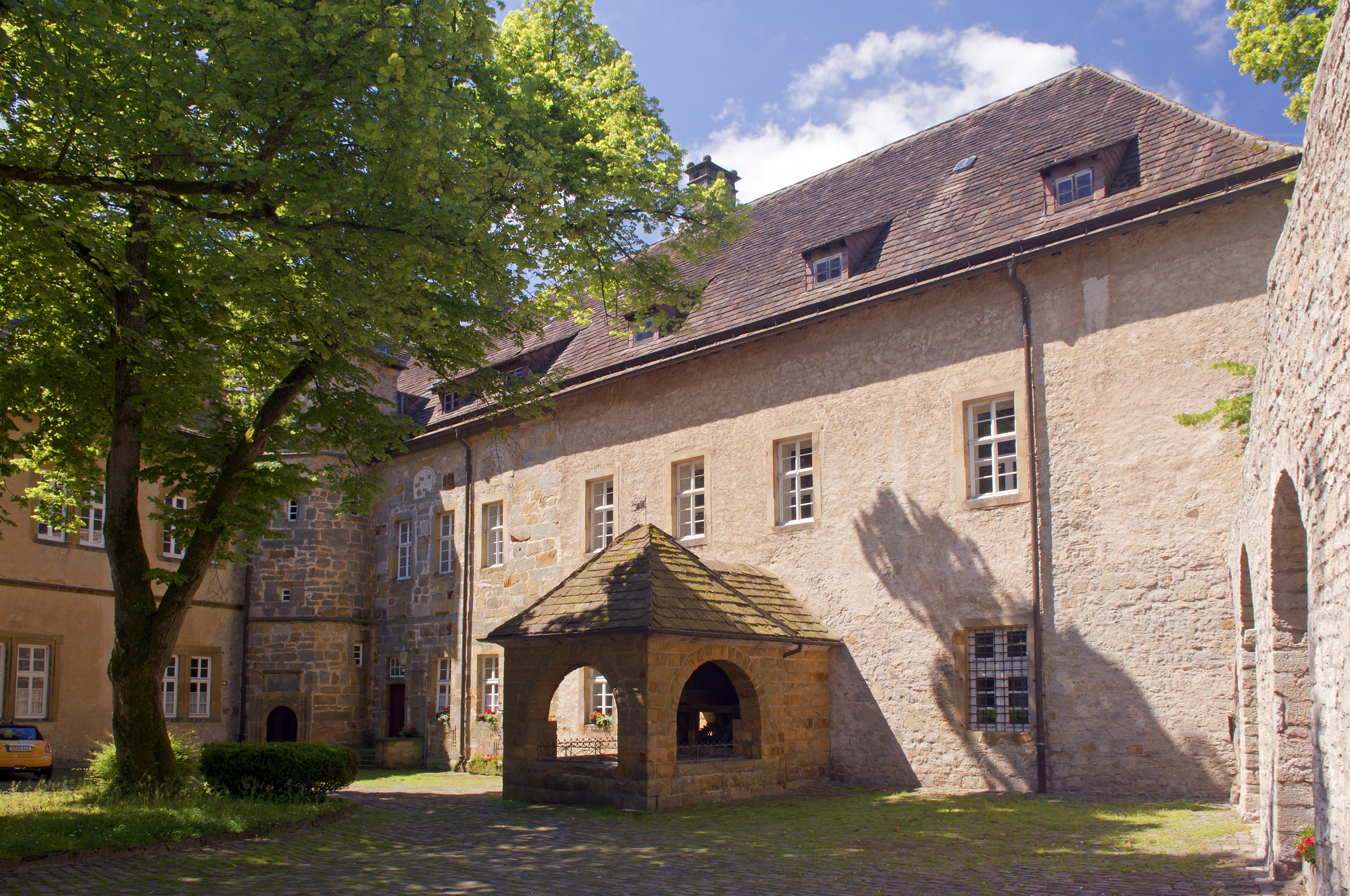 Innenhof Burg Dringenberg