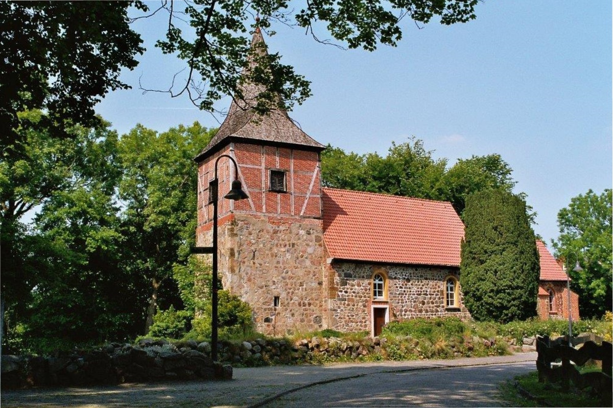 JohannesderTäuferKirche in Loxstedt