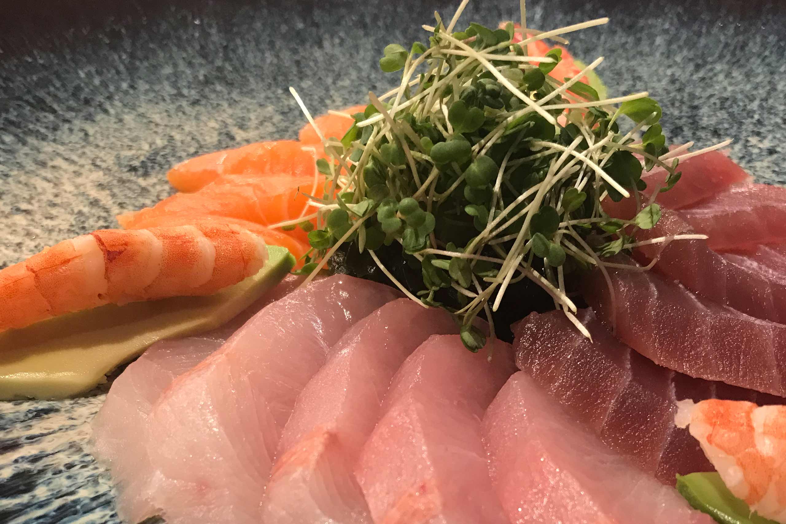 simply-sushi-fischteller.jpg