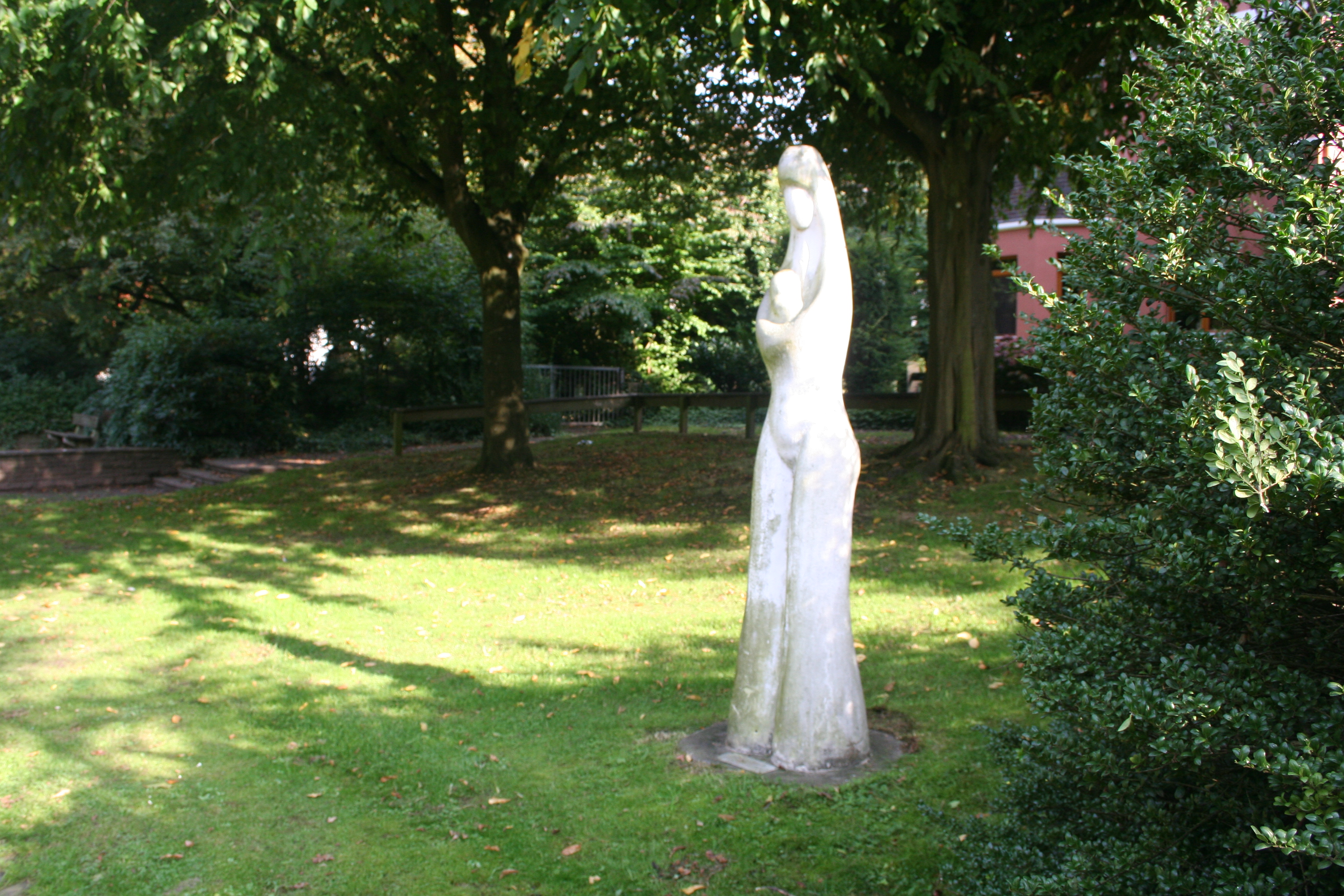Skulptur "Marion + Weser"