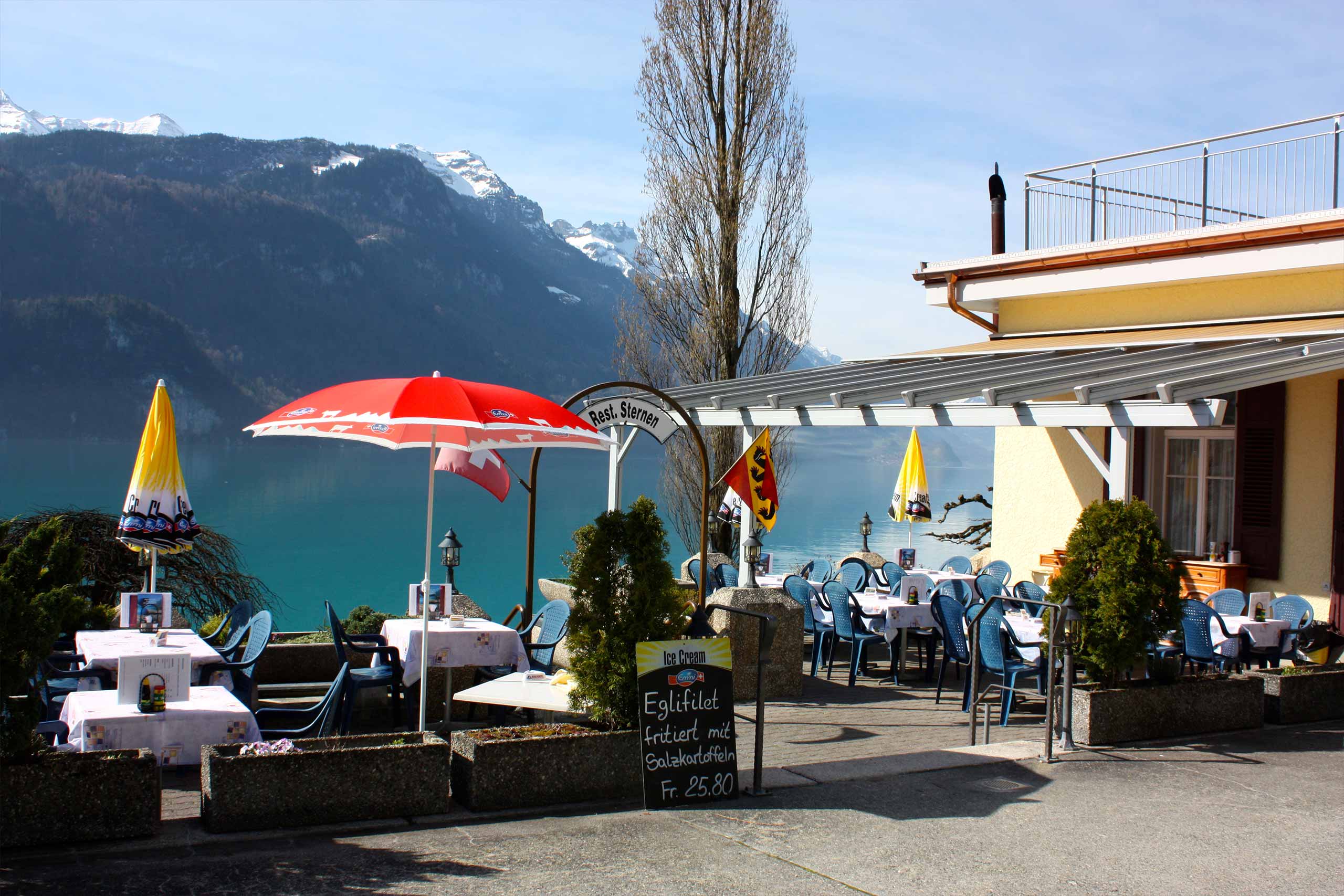restaurant-sternen-brienz-aussicht-von-terrasse-fruehling.jpg