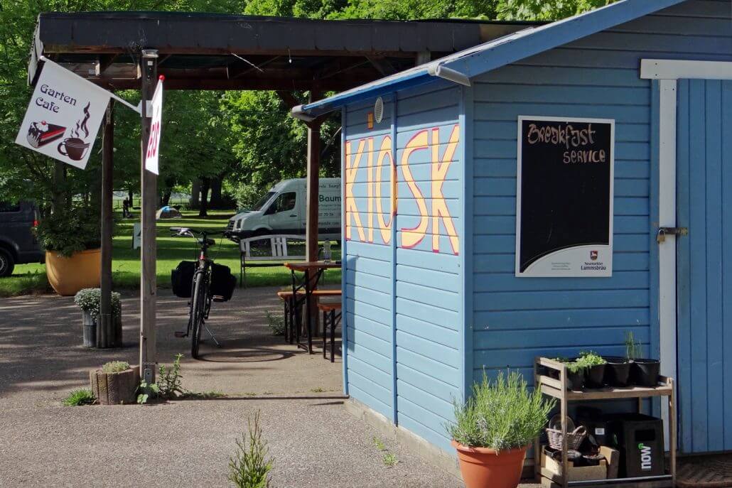 Campingplatz Kln-Poll: Skylineblick an Poller Wiesen