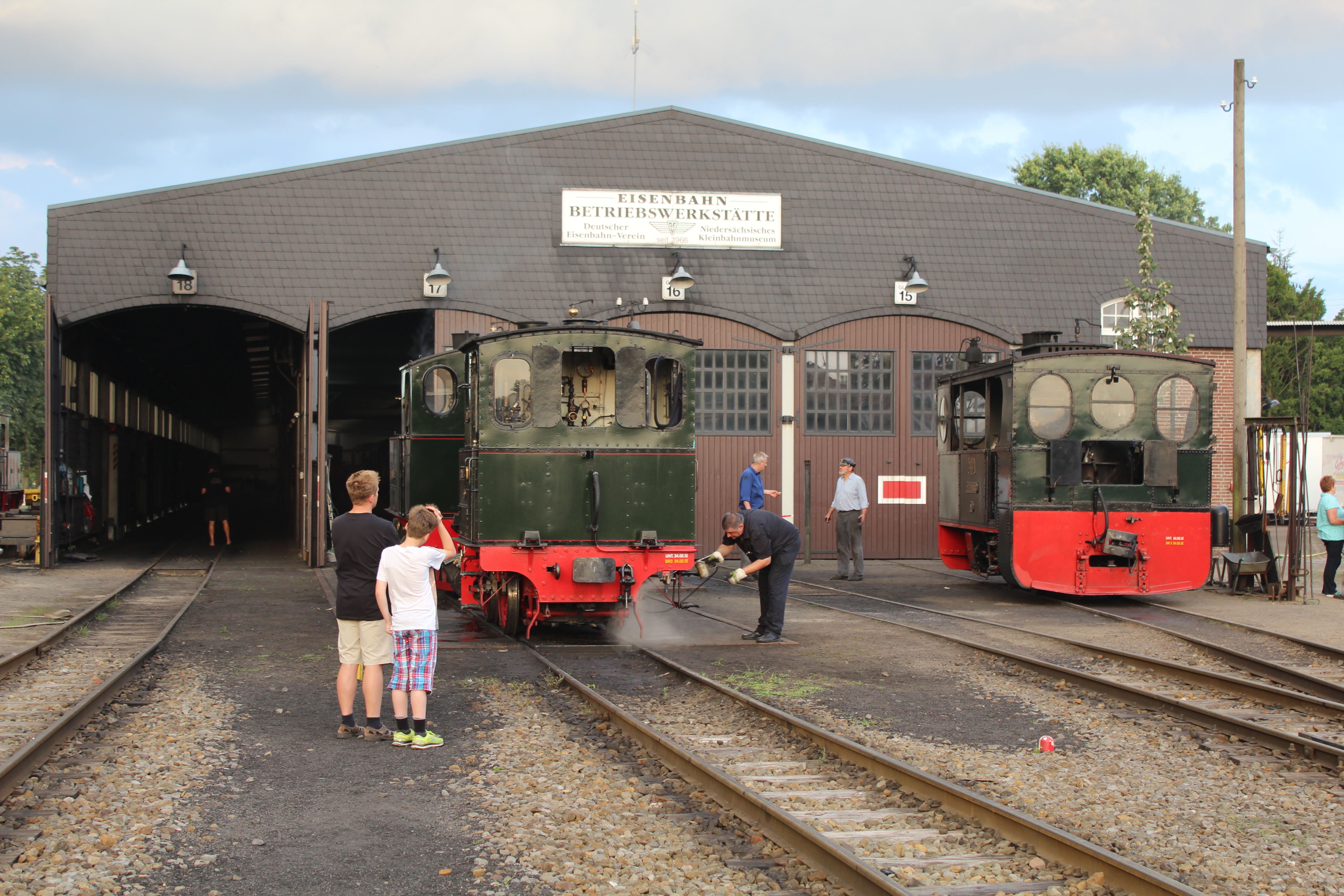 Führungen durch die Hallen der Ersten Museums-Eisenbahn Deutschlands in Bruchhausen-Vilsen