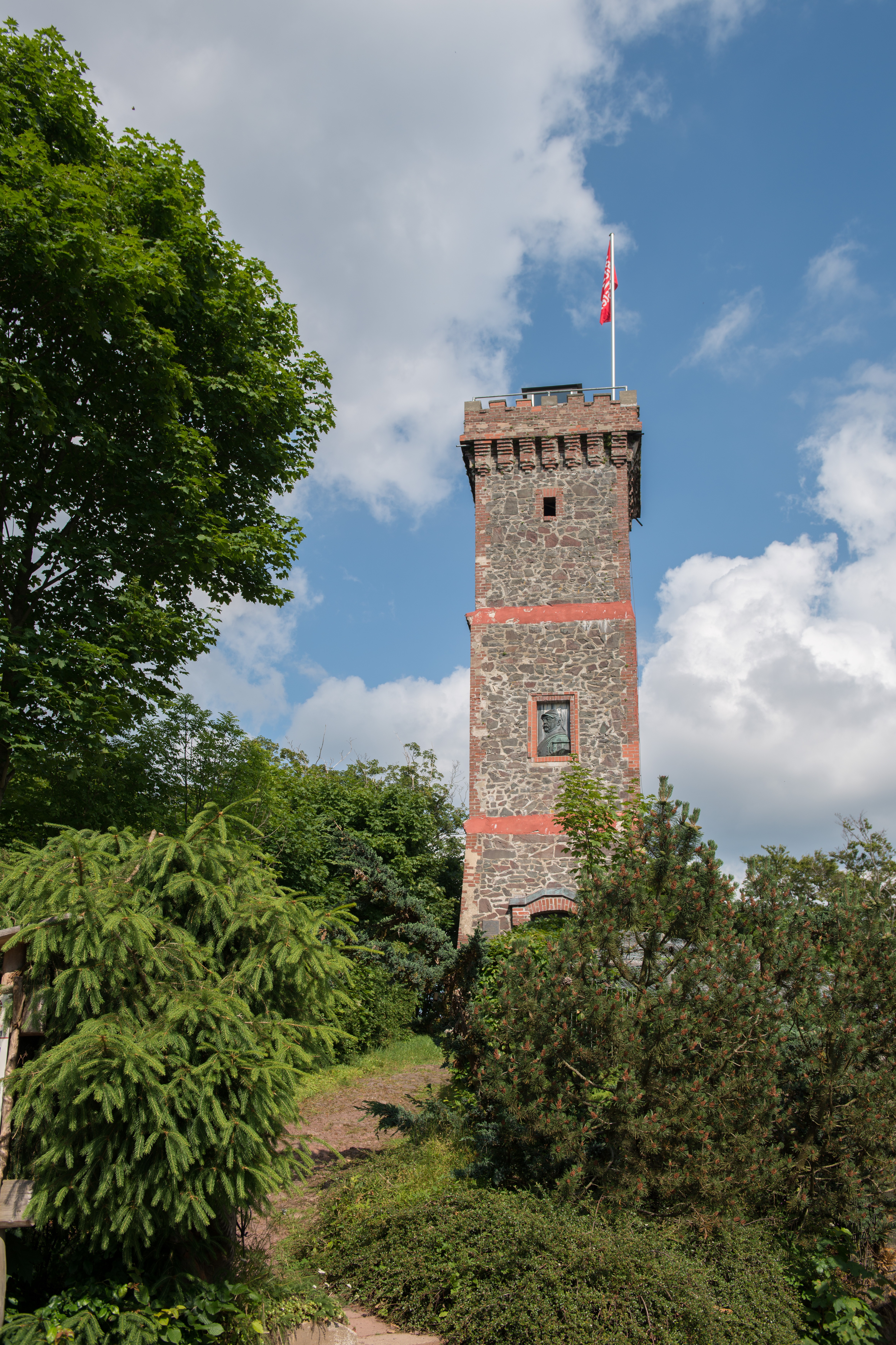 Bismarckturm bei Bad Lauterberg im Harz 1.jpg
