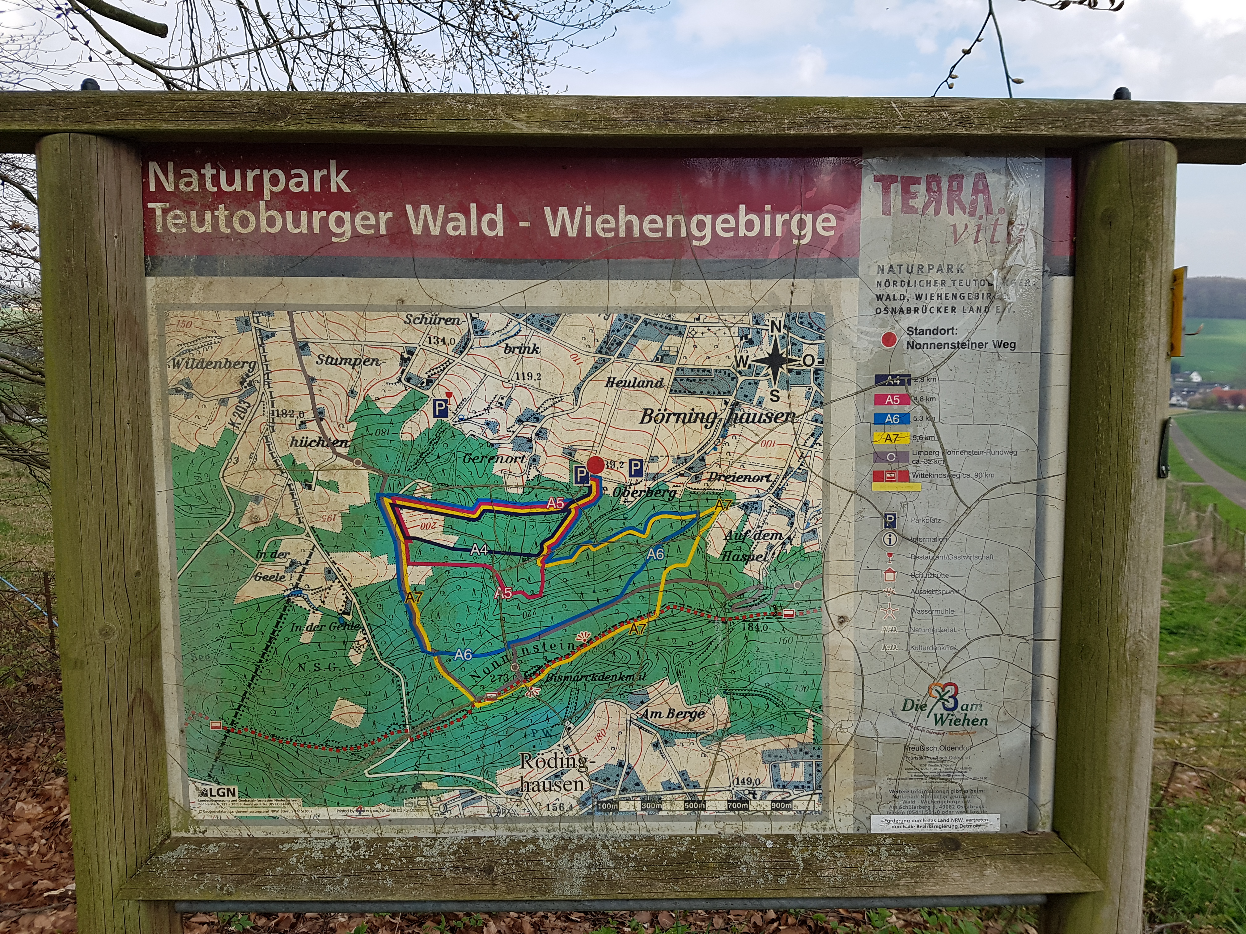 Informationstafel am Wanderparkplatz Nonnensteiner Weg
