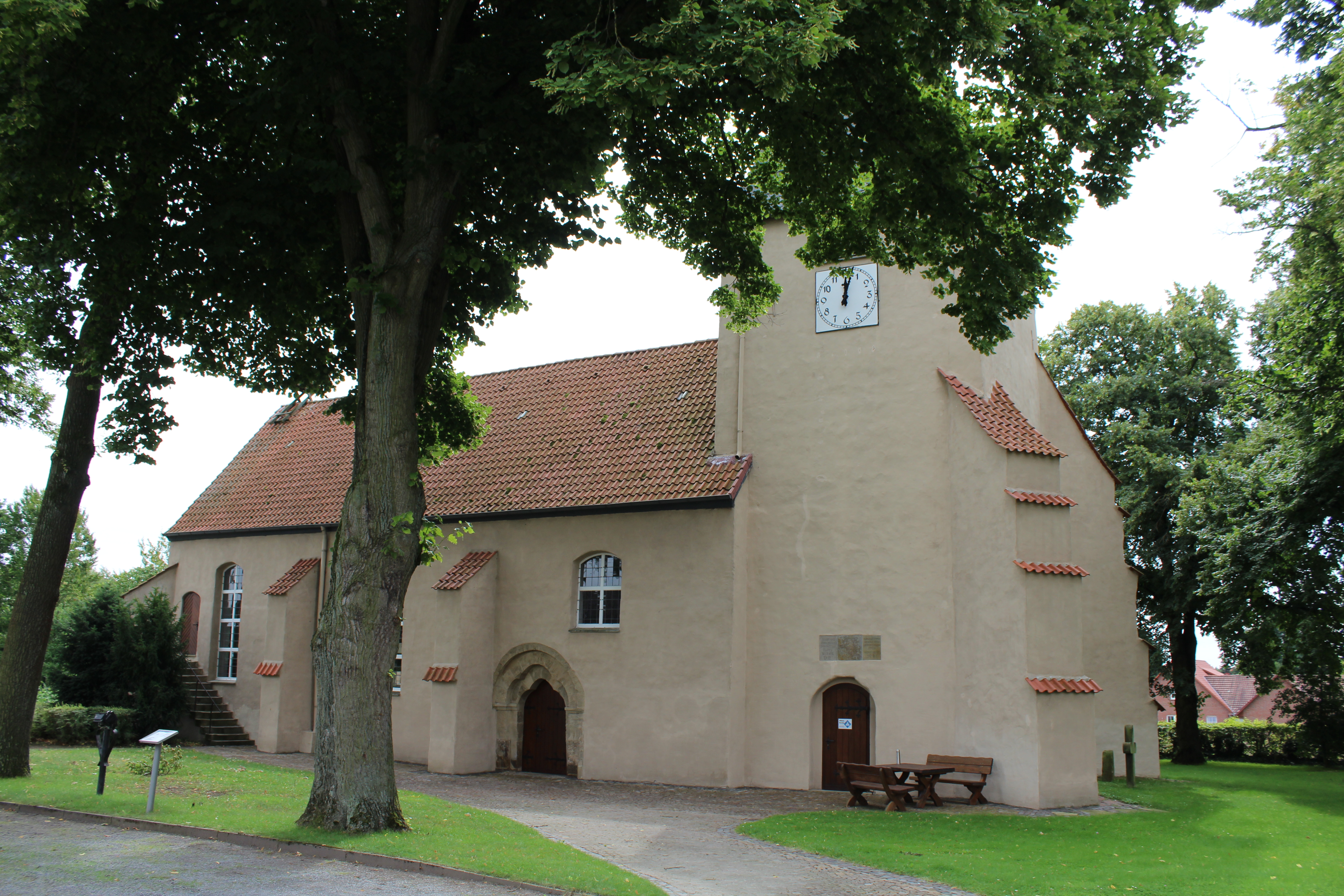 Kirche Ovenstädt