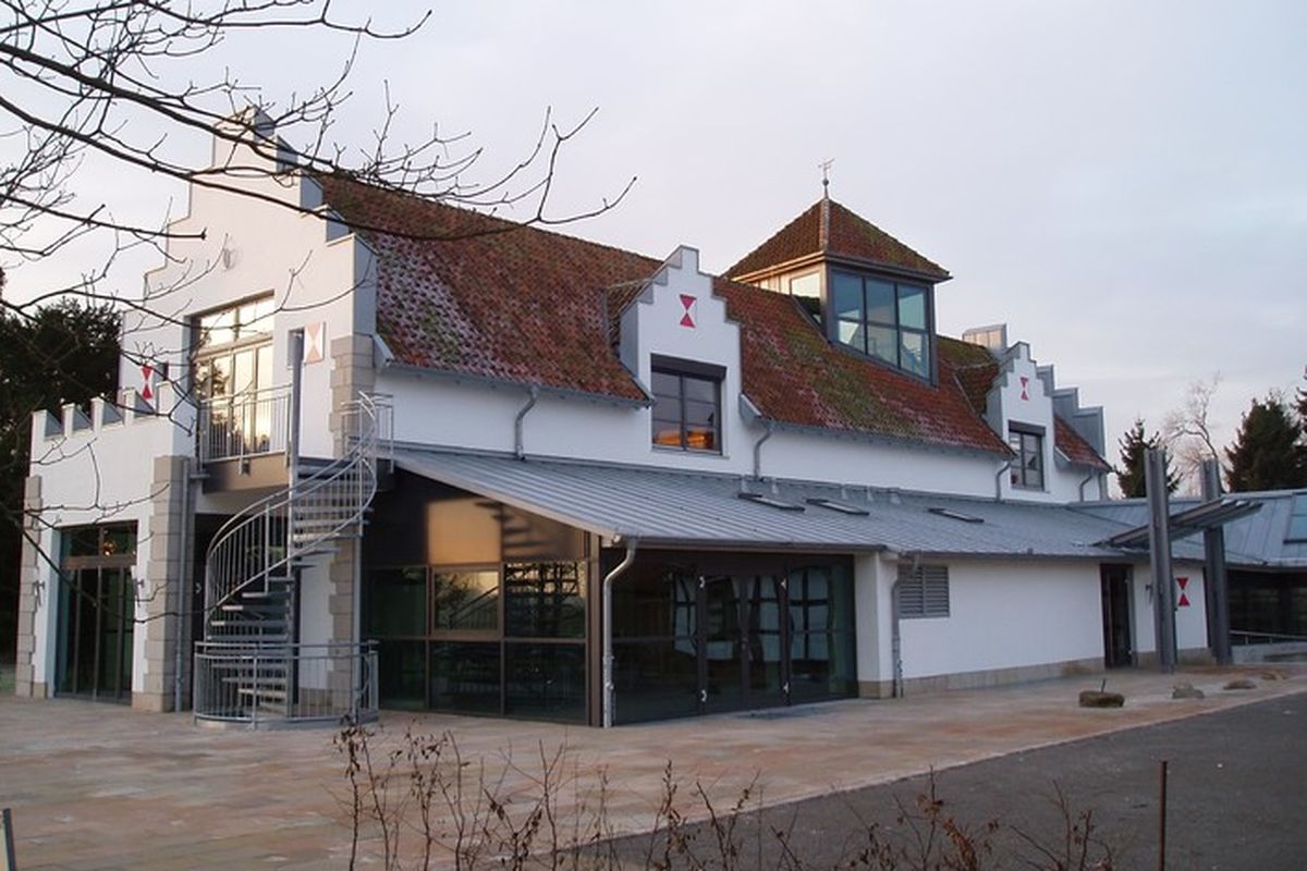 Rethem (Aller) Burghof Rethem mit Skulpturenpark