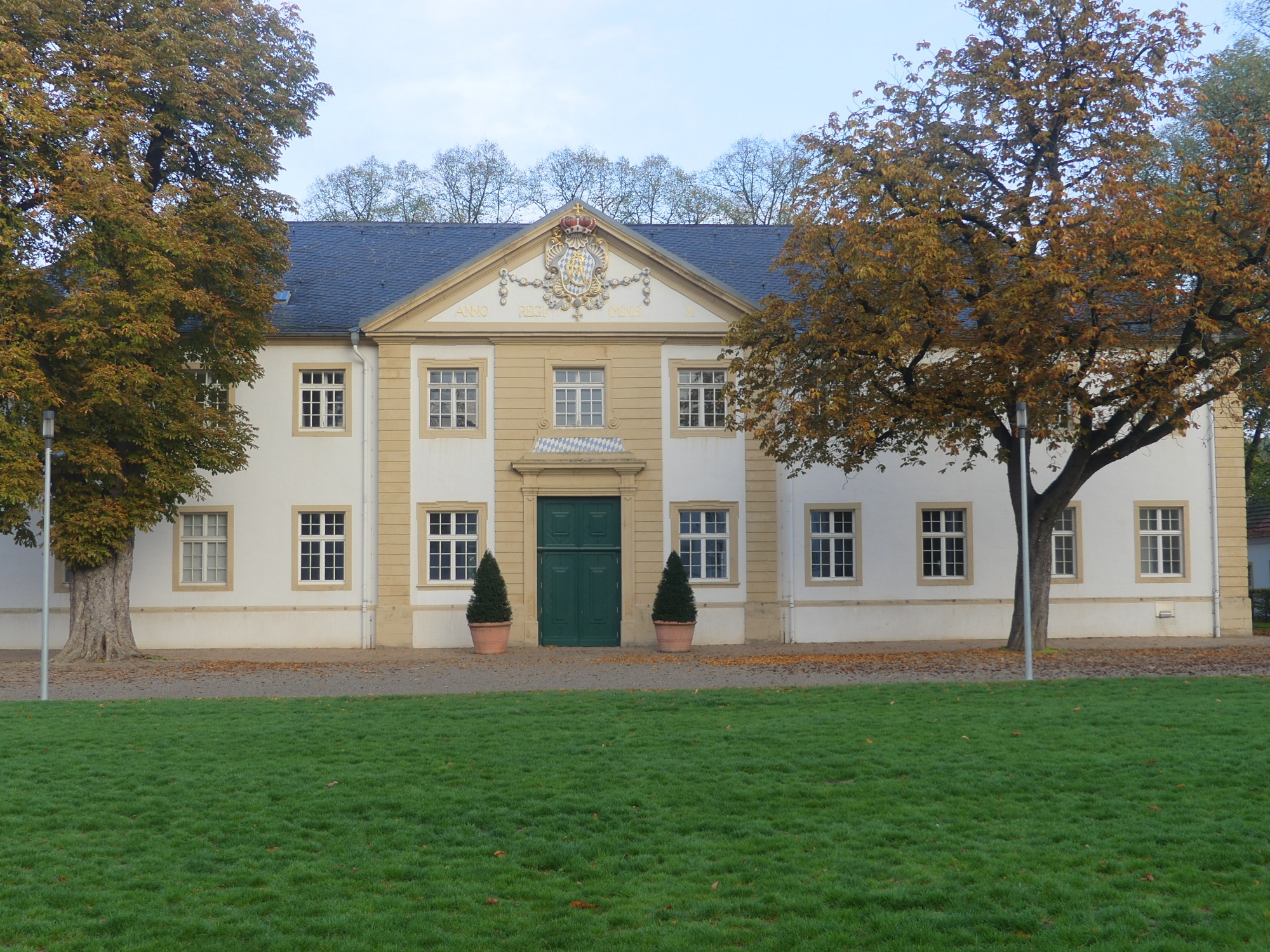 Museen im Marstall Schloß Neuhaus