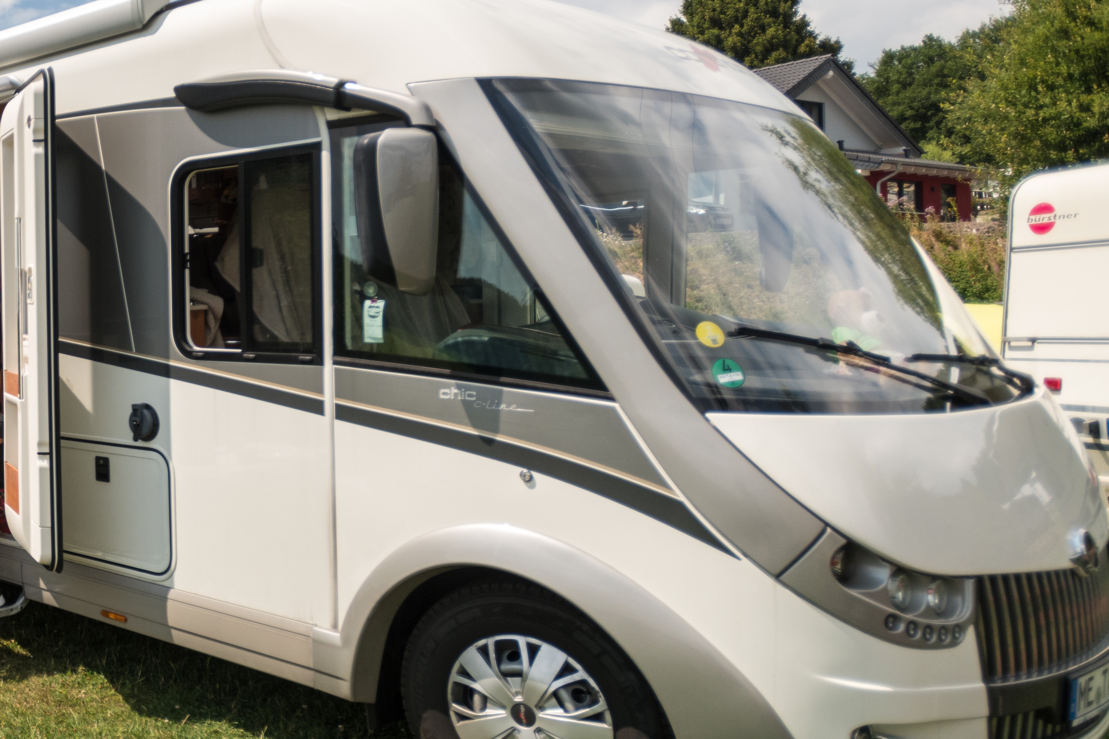Wohnmobilstellplatz am Romantik Waldhotel Mangold, Bergisch Gladbach