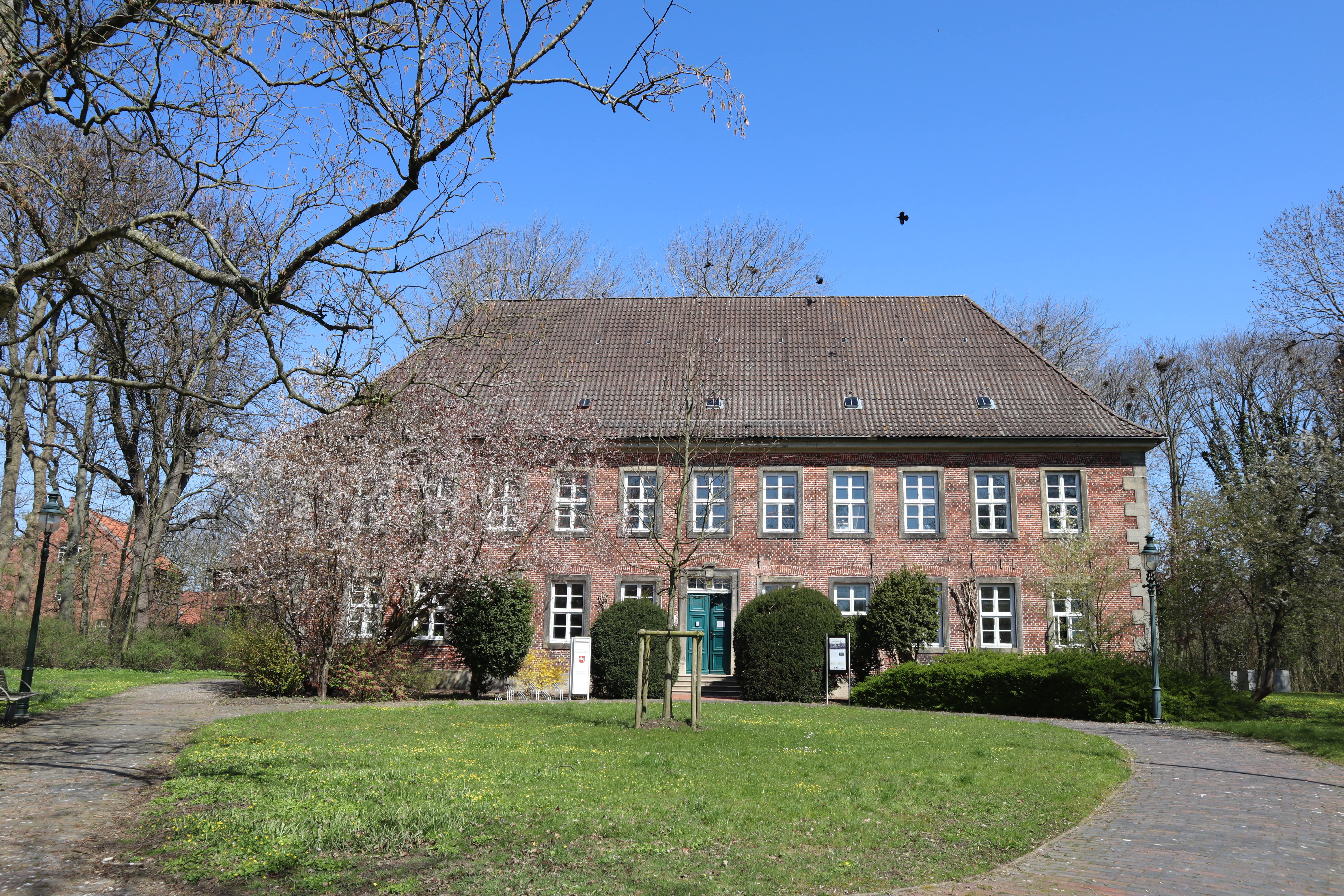 Amtsgericht und ehemaliges Schloss