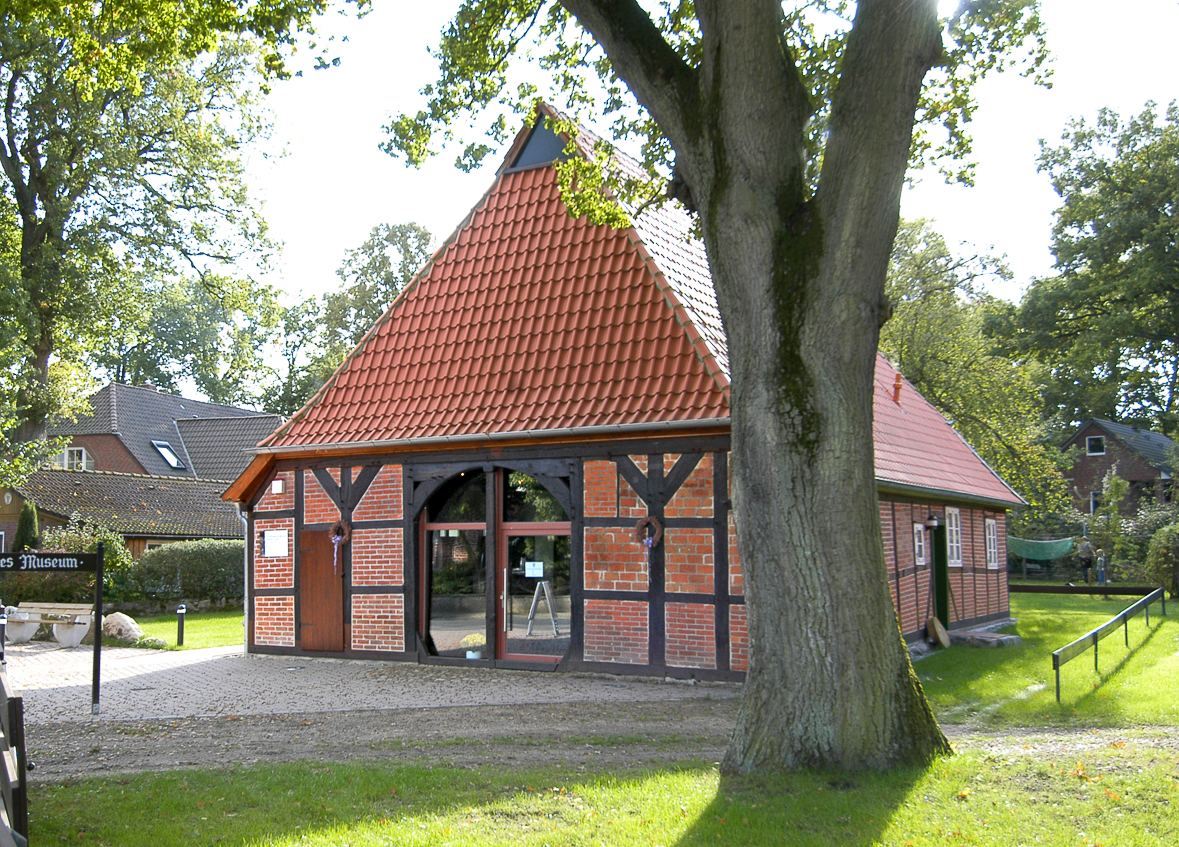 Archäologisches Museum Oldendorf.jpg
