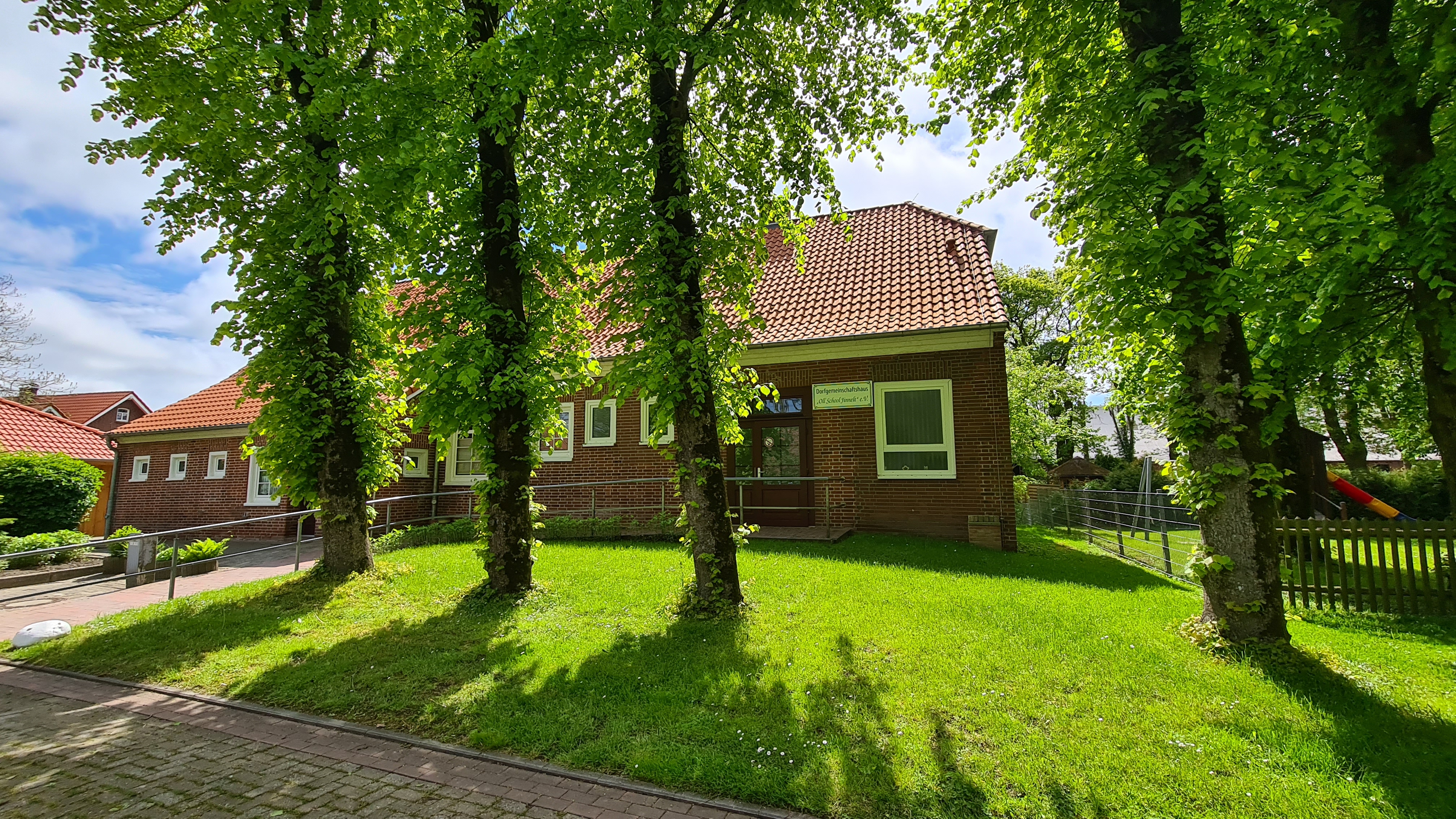 Rastplatz / Fahrradschutzhütte in Jennelt
