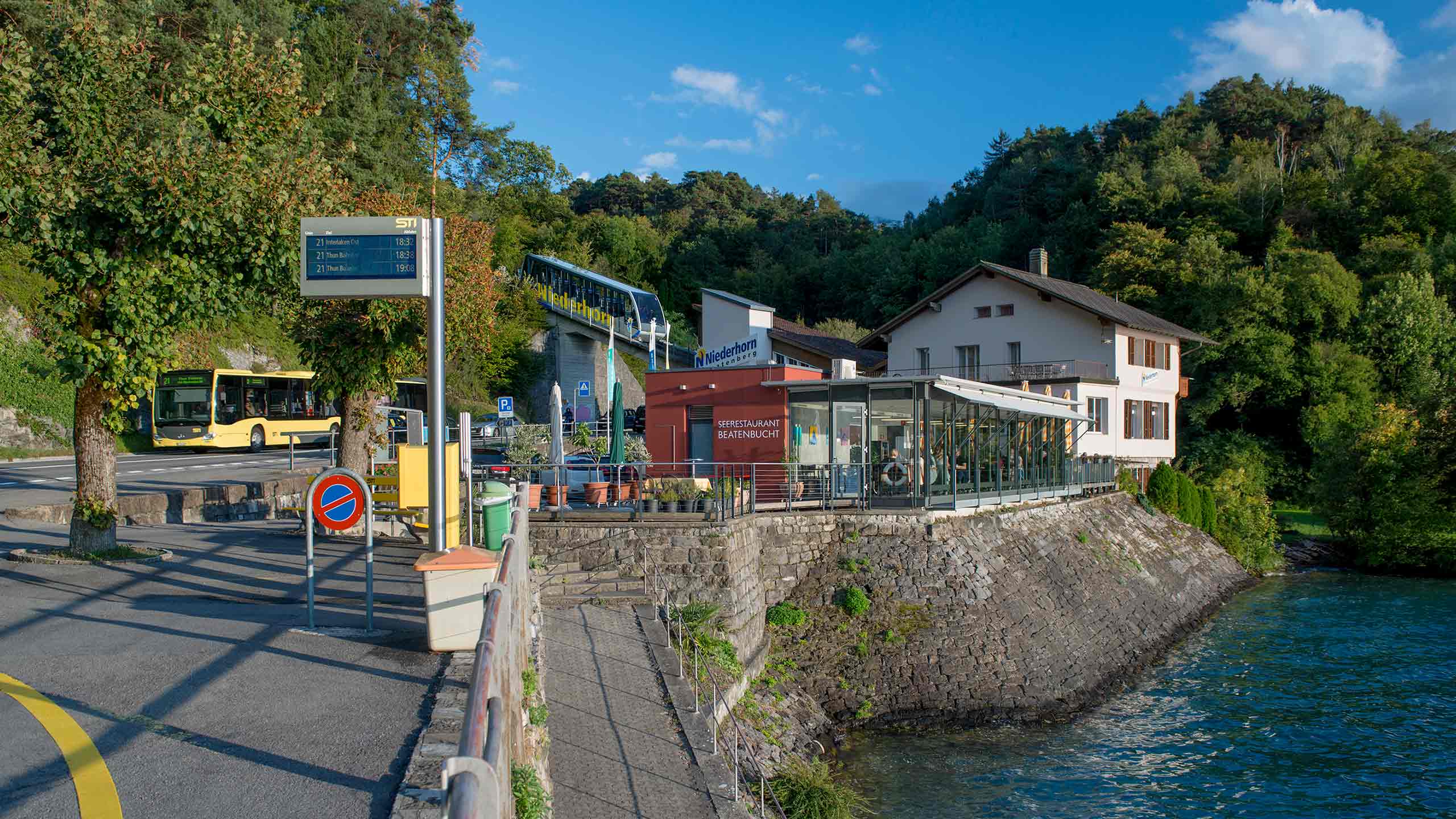 seerestaurant-beatenbucht-merligen-bushaltestelle-standseilbahn-niederhorn.jpg