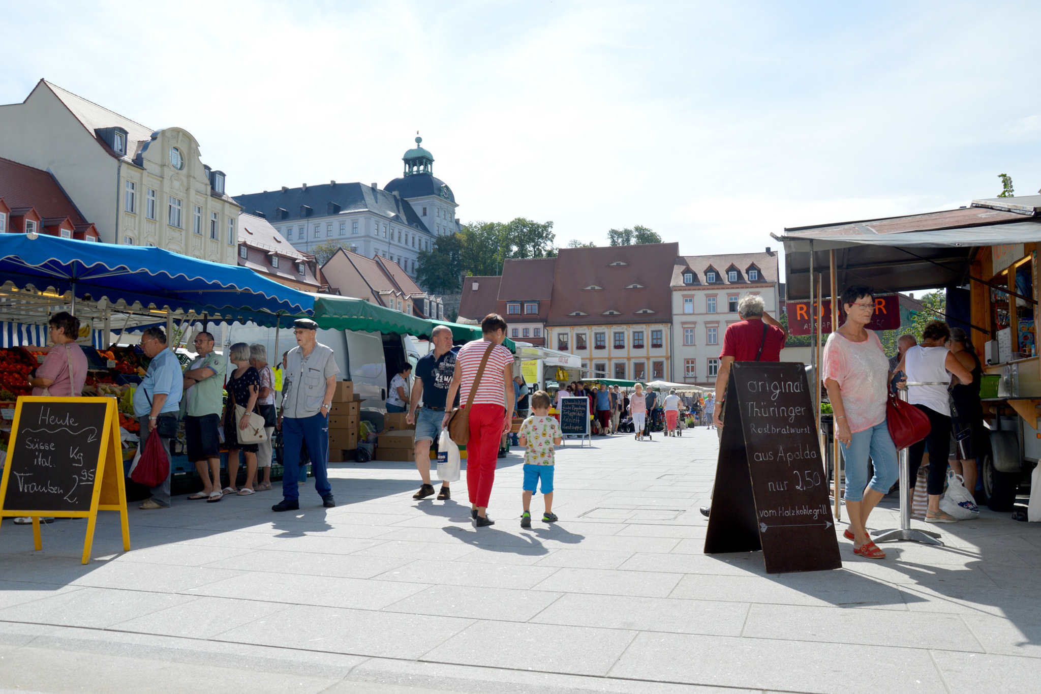 Wochenmarkt der Stadt Weißenfels