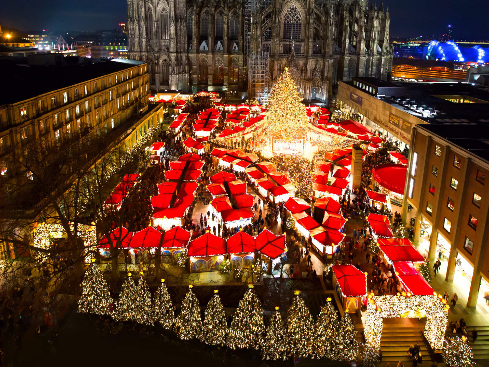 Weihnachtsmarkt am Kölner Dom 2024 | KölnTourismus