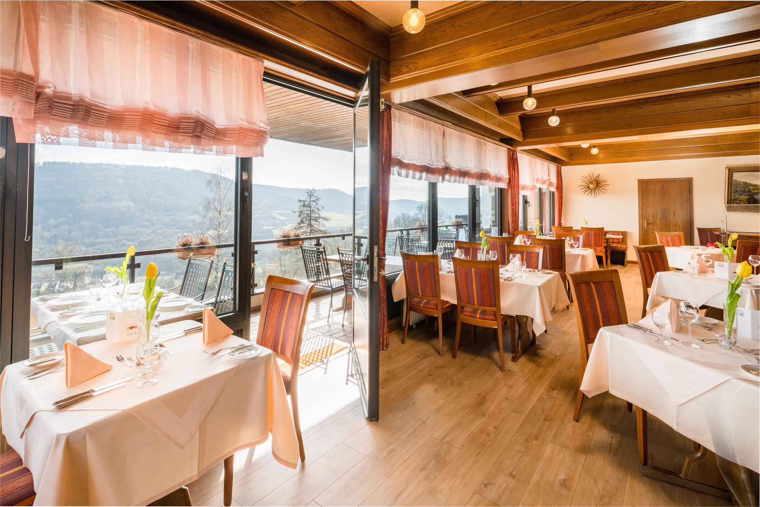 Restaurant_Bellevue_innen