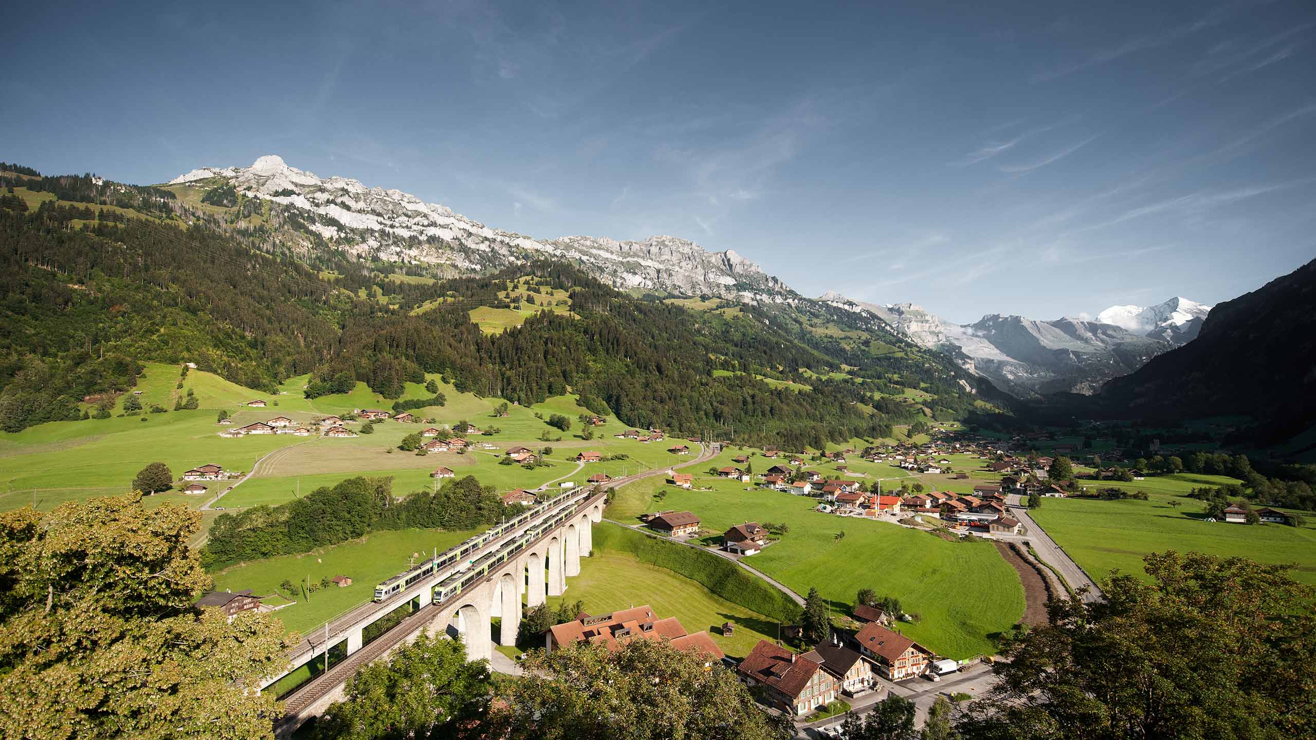 bls-loetschberg-route-frutigen-kanderviadukt-sommer.jpg