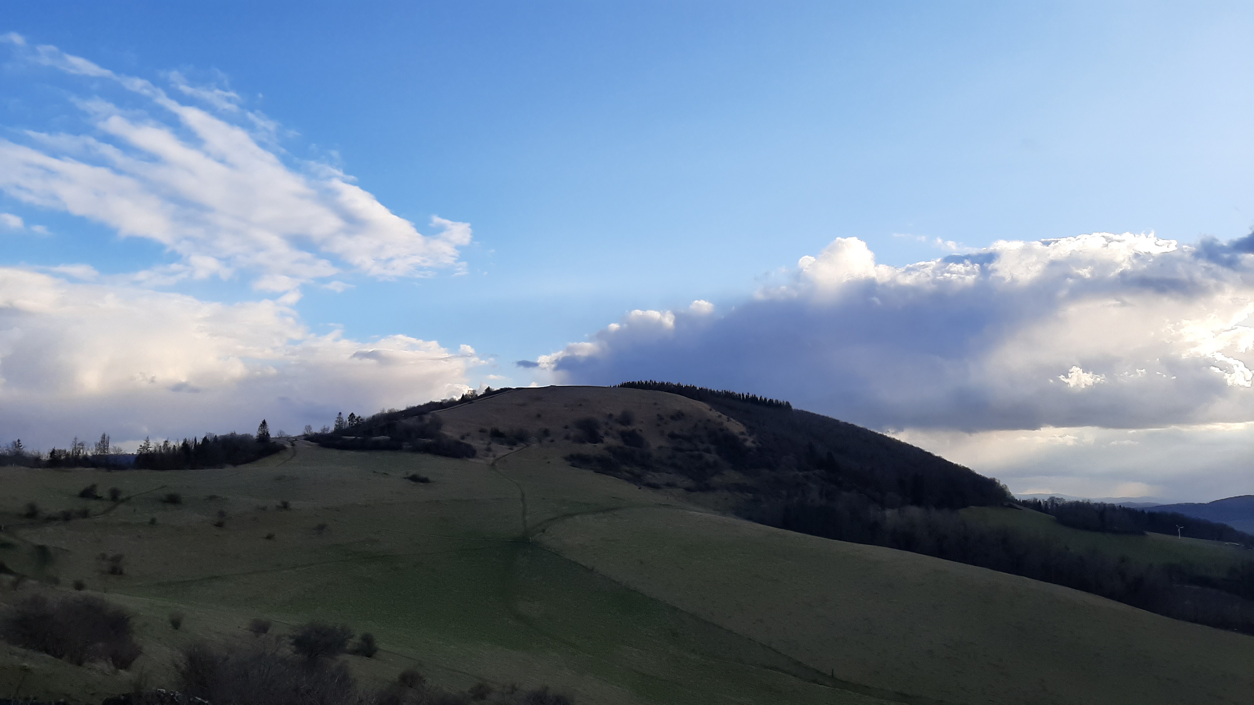 Blick auf den Hohen Dörnberg