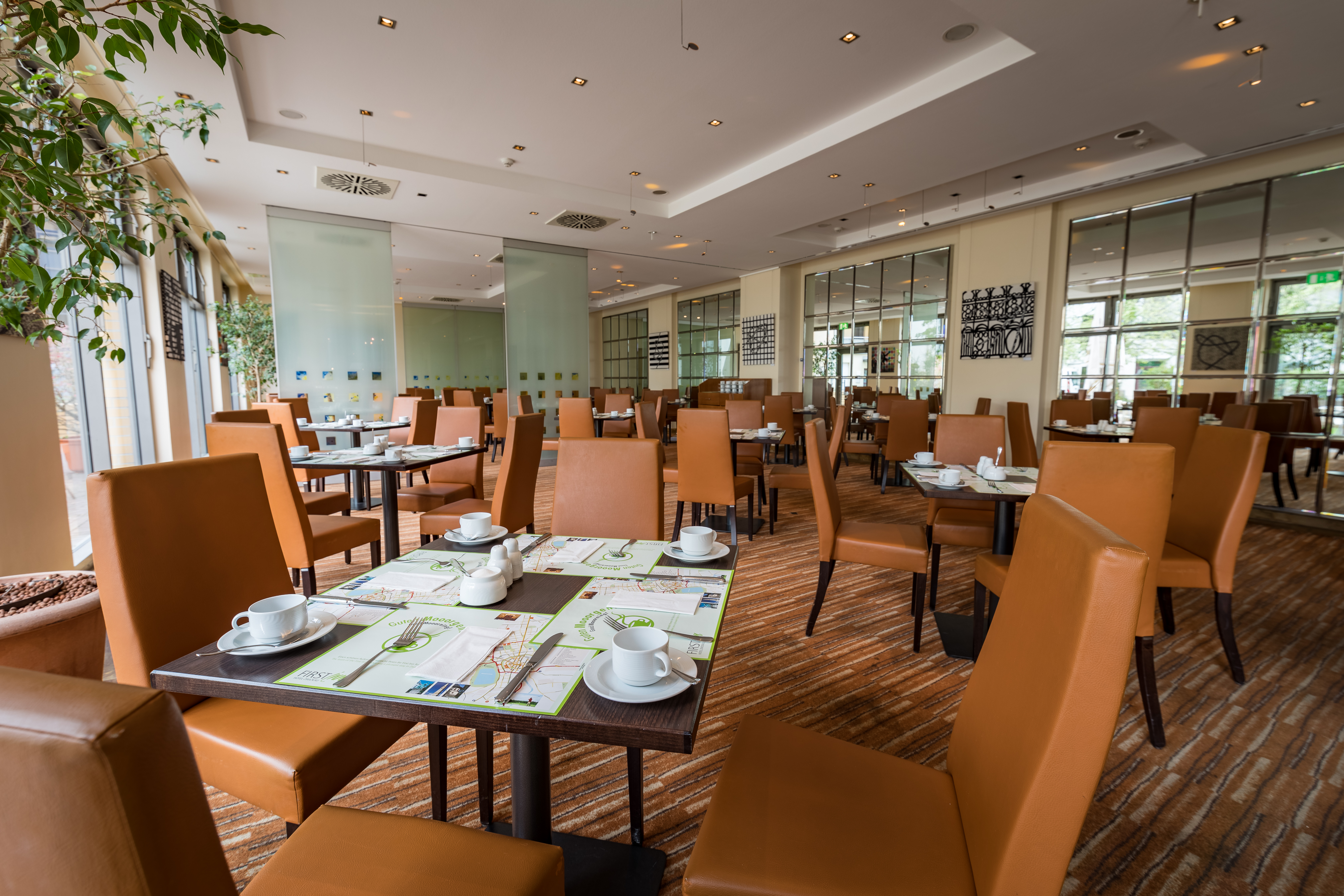 Flying Dining im First Inn