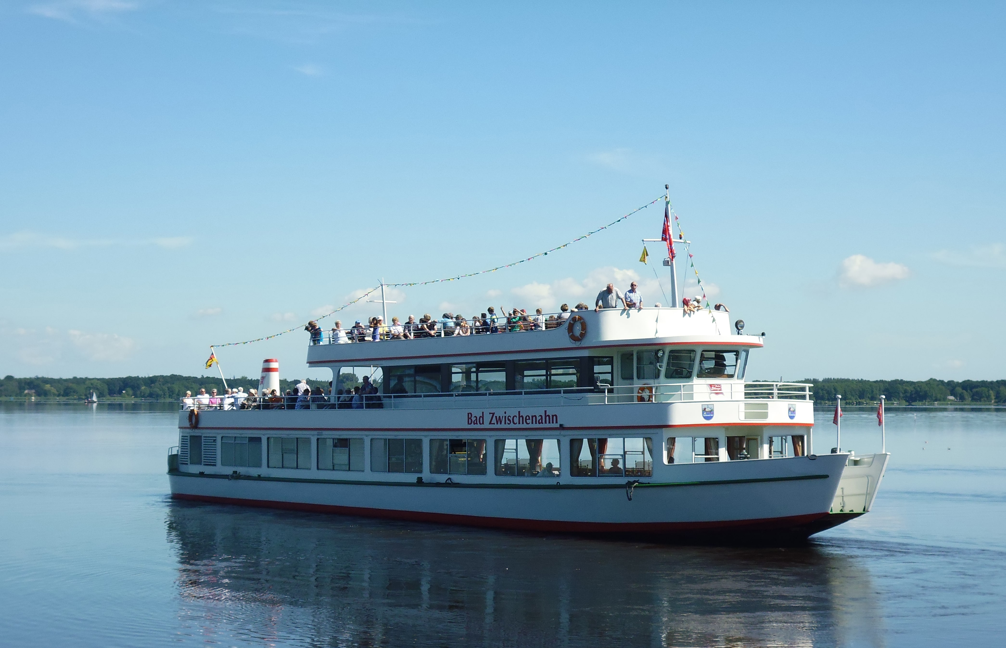 Schlagerparty an Bord der Weissen Flotte