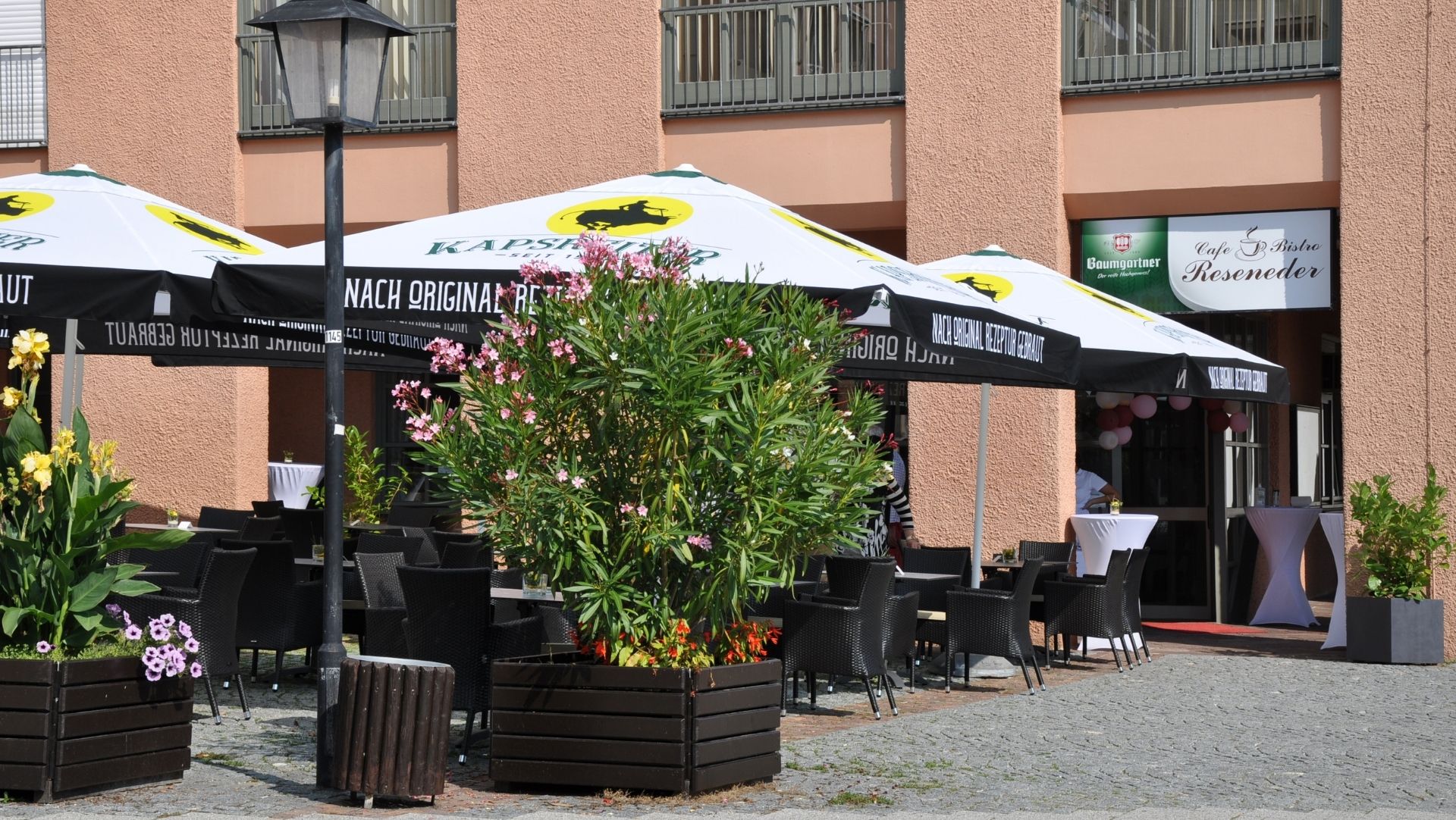 Cafe Reseneder
